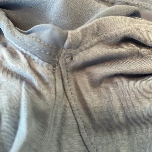 Two by Vince Camuto knit Top - Picture 11 of 11